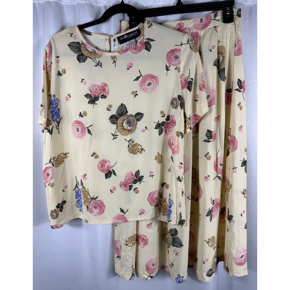 Sag Harbor Vintage Women's Medium Floral Print Rayon Skirt and Top Set